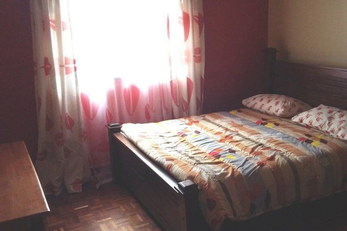 Economy Room, Garden View | In-room safe, desk, WiFi (free)