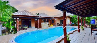 Panisara Pool Villa