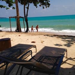 Na praia