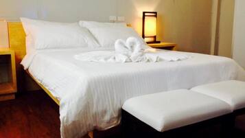 In-room safe, free WiFi