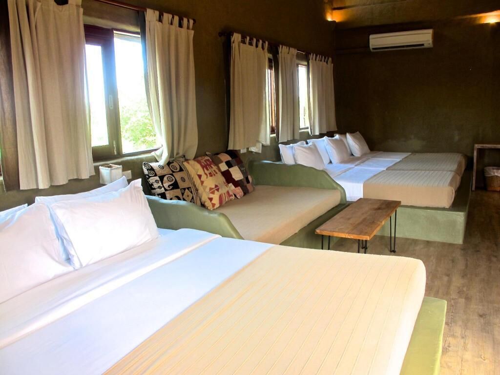 Minibar, skrivebord, blendingsgardiner og ekstrasenger (mot et tillegg)