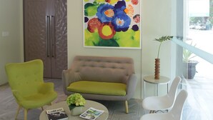 Lobby sitting area - Vybe Hotel (Laoag)