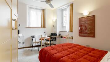 Standard Double Room | Minibar, iron/ironing board, free WiFi, bed sheets