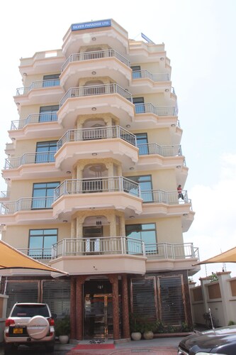 Silver Paradise Hotel