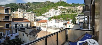 Tizi Apartments
