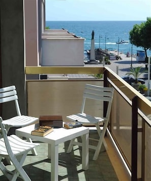 View from room - Tizi Apartments (Maiori)