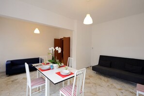 Spiseområde på rommet