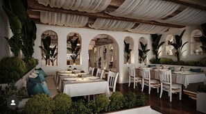 Frühstück, Mittagessen und Abendessen