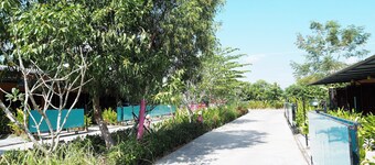 Tonrak Resort