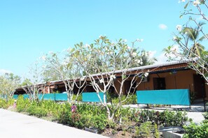 View from room - Tonrak Resort (Ongkharak)