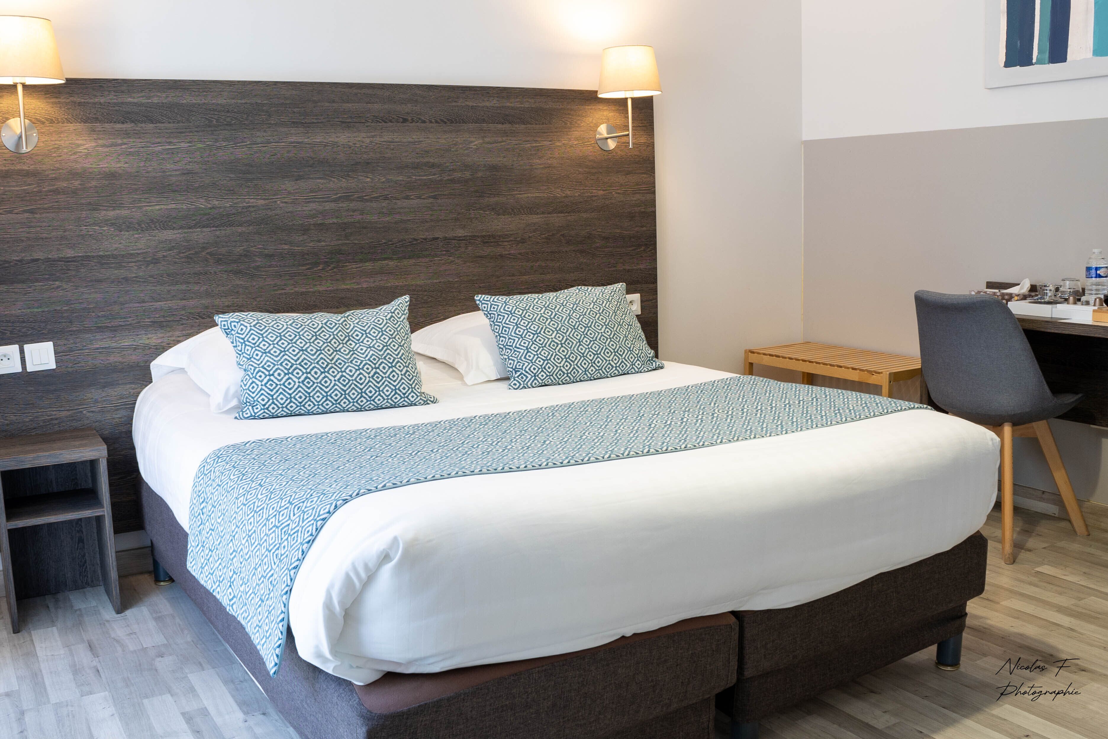 superior pmr room | 1 bedroom, premium bedding, in-room safe, desk