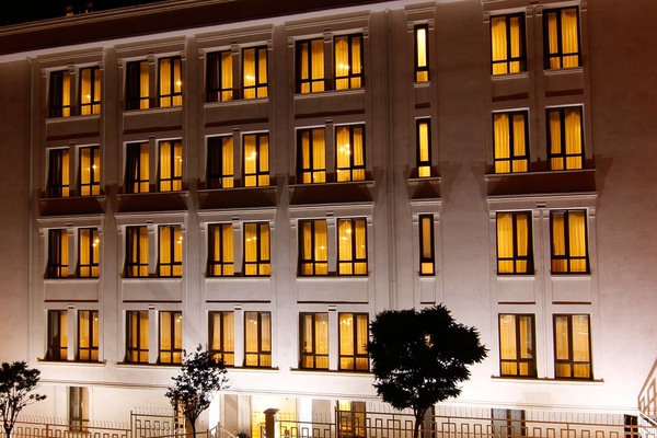 Front of property - evening/night