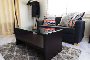 Byhus - 2 soveværelser - ikke-ryger - byudsigt | Opholdsområde