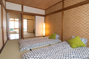 Casa de ciudad, 2 habitaciones, para no fumadores, vista a la ciudad | 2 habitaciones y wifi gratis 