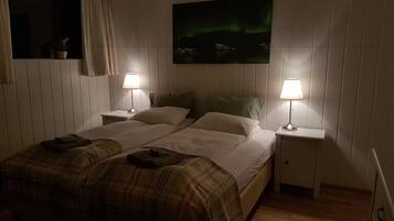 Economy Double room with shared bathroom 2 rooms in the annex building | Cribs/infant beds, rollaway beds, free WiFi