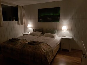 Economy Double room with shared bathroom 2 rooms in the annex building | Cunas, camas extra y wifi gratis 