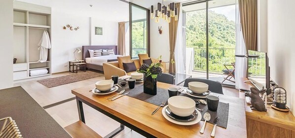 1 Bedroom | Bureau, rideaux occultants, Wi-Fi gratuit