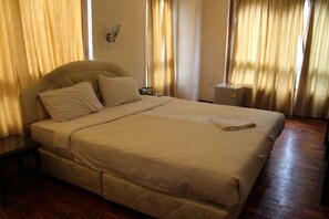 Deluxe Double or Twin Room, 1 Bedroom | Rollaway beds, free WiFi