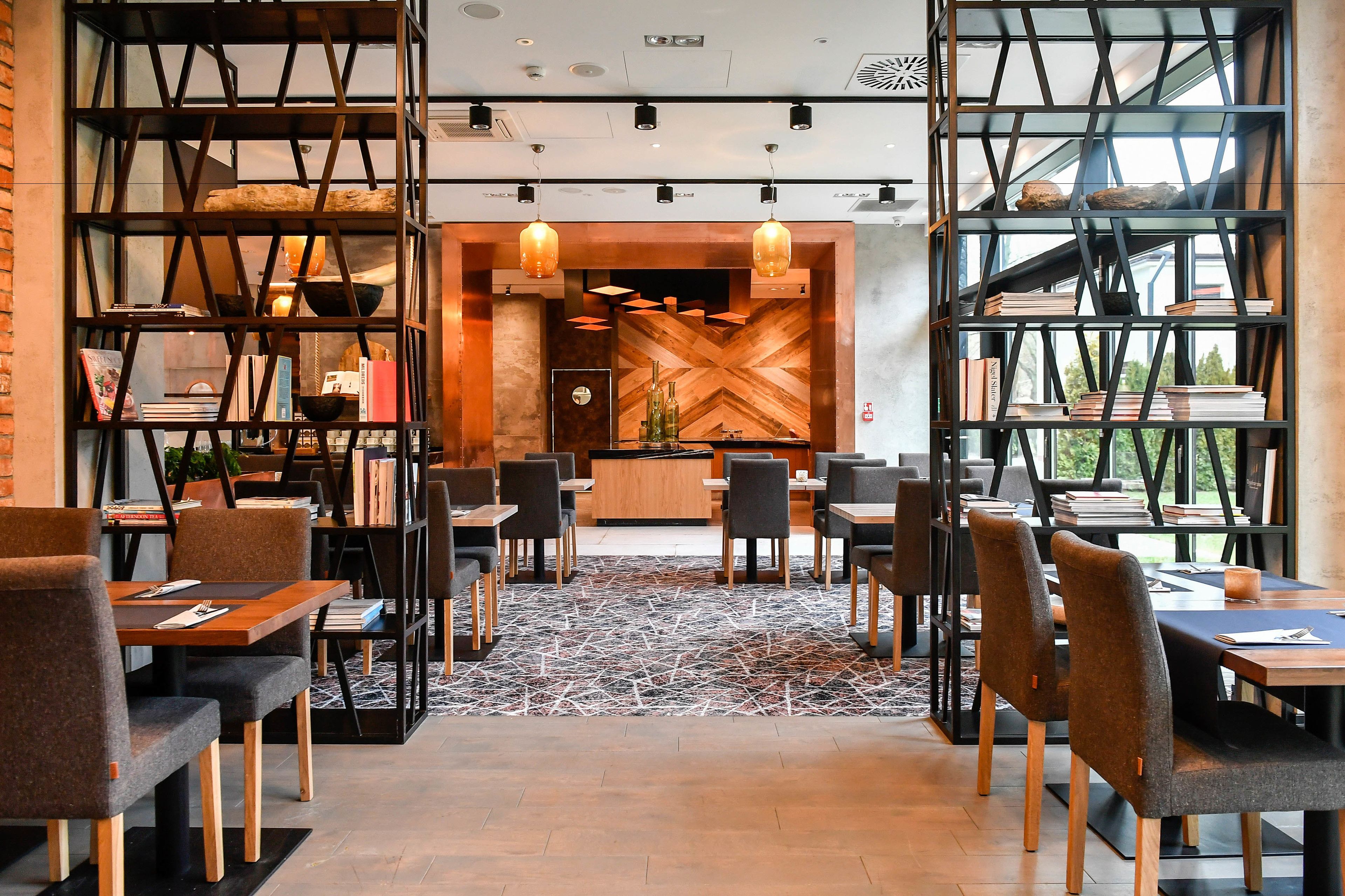 breakfast, lunch, dinner served; local and international cuisine