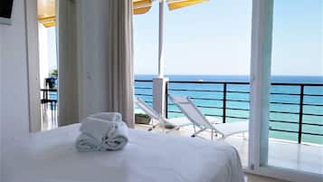 Apartment, 2 Bedrooms (Santa Clara 3) | Egyptian cotton sheets, premium bedding, down comforters