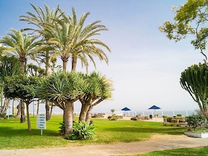 Property grounds - Waterfront Santa Clara Apartments (Torremolinos)