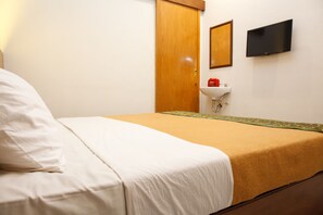 Double Room | Desk, free WiFi
