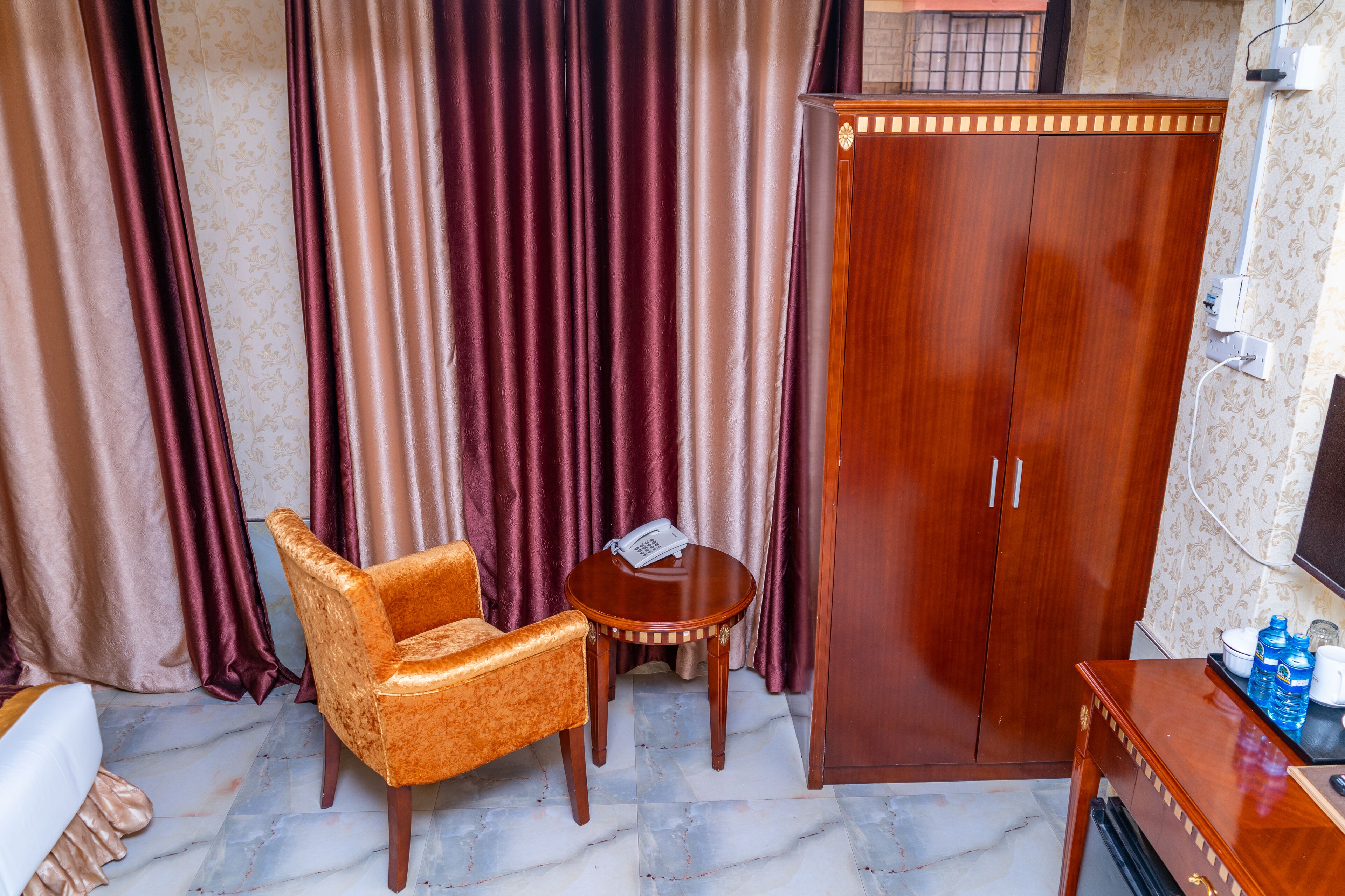 standard double room | premium bedding, in-room safe, desk, blackout curtains