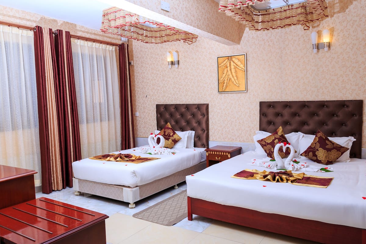Superior Double Room | Premium bedding, in-room safe, desk, blackout drapes