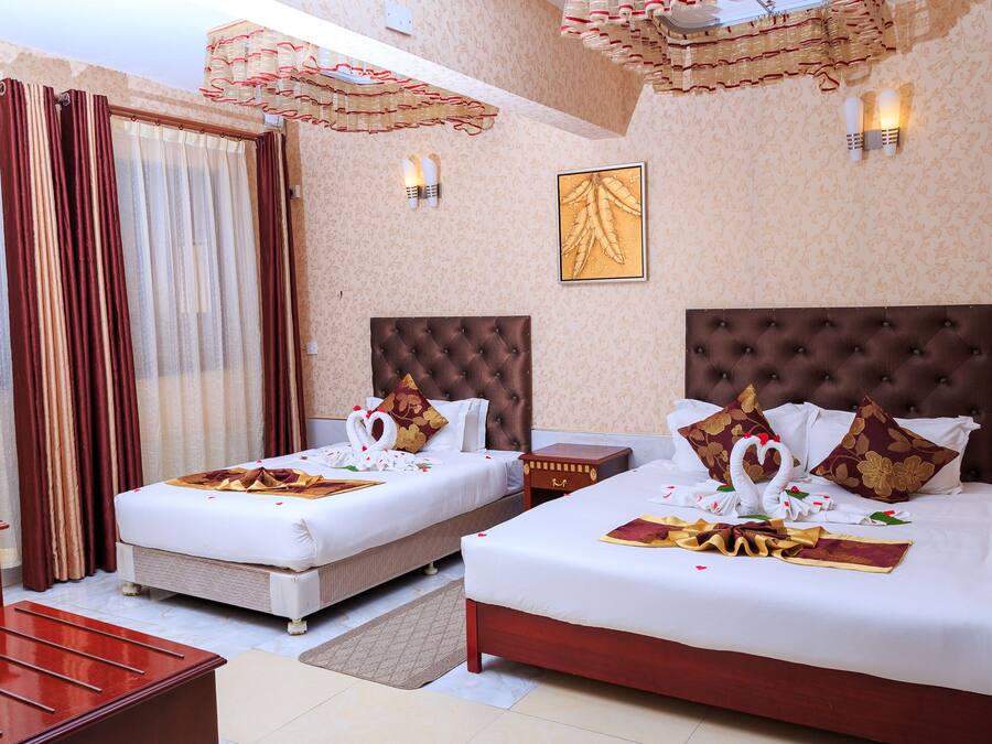 Premium bedding, in-room safe, desk, blackout curtains