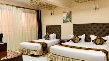 Premium bedding, in-room safe, desk, blackout curtains