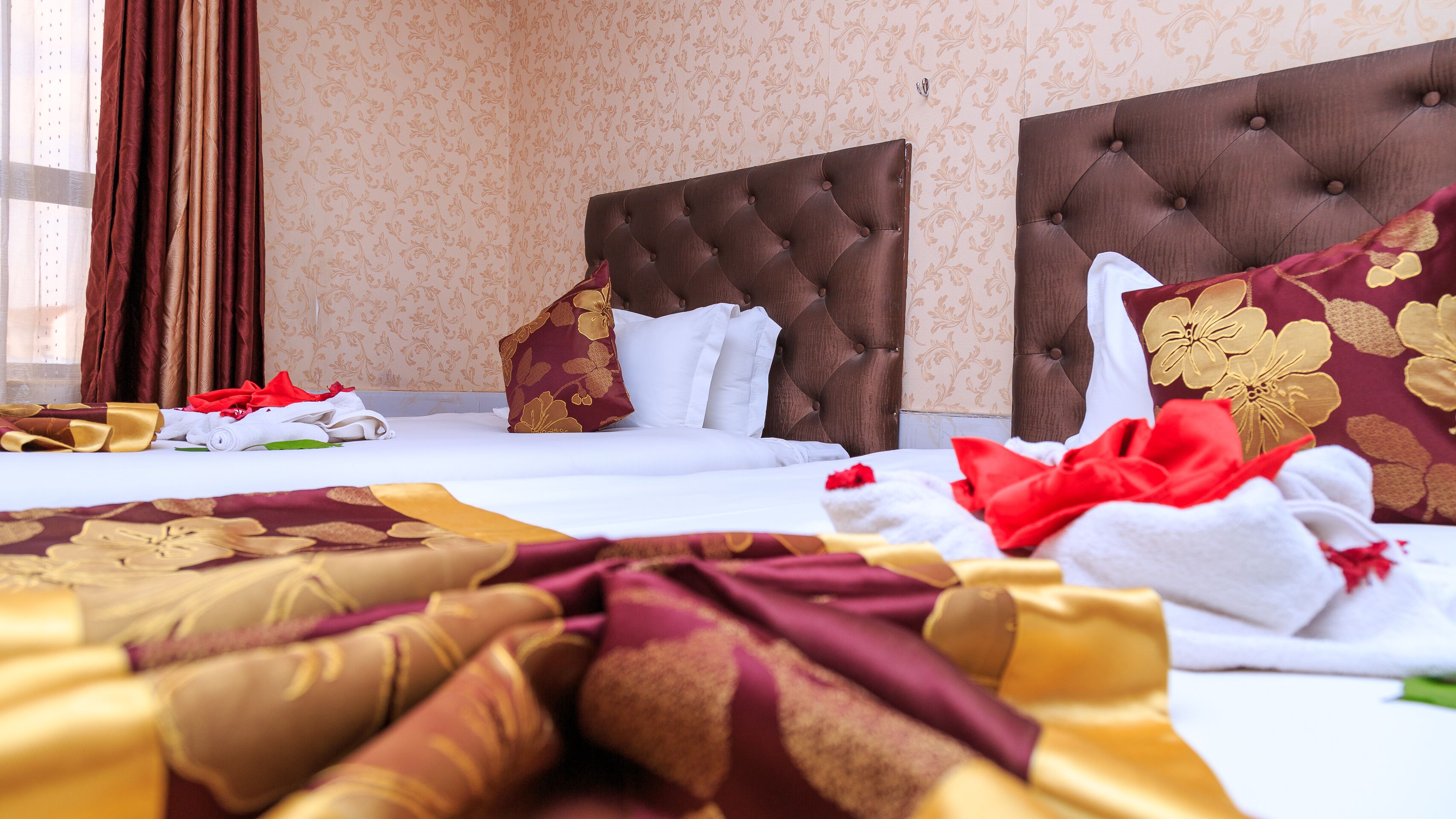 standard double room | premium bedding, in-room safe, desk, blackout curtains