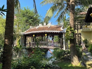 Pemandangan darat dari hartanah