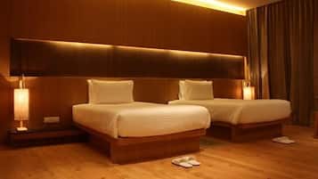 Deluxe Double or Twin Room, 1 Bedroom | Rollaway beds, free WiFi