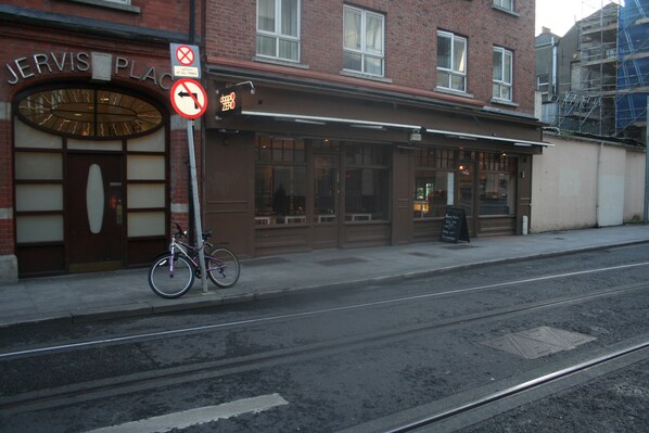 Fachada de la propiedad