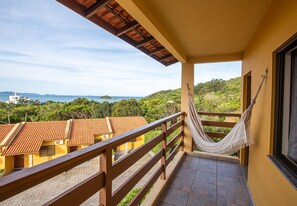 Kamar Standar (Aquarius) | Pemandangan balkon