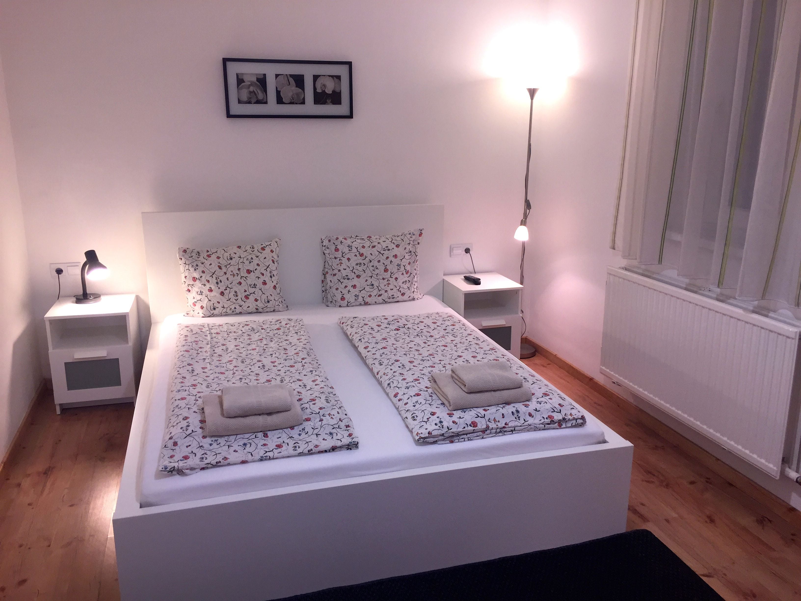 Apartemen | Tirai kedap cahaya, setrika/meja setrika, Wi-Fi gratis, dan seprai linen