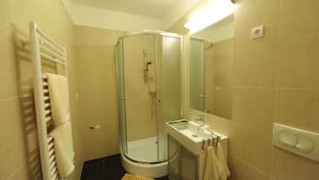 Apartment | Bathroom