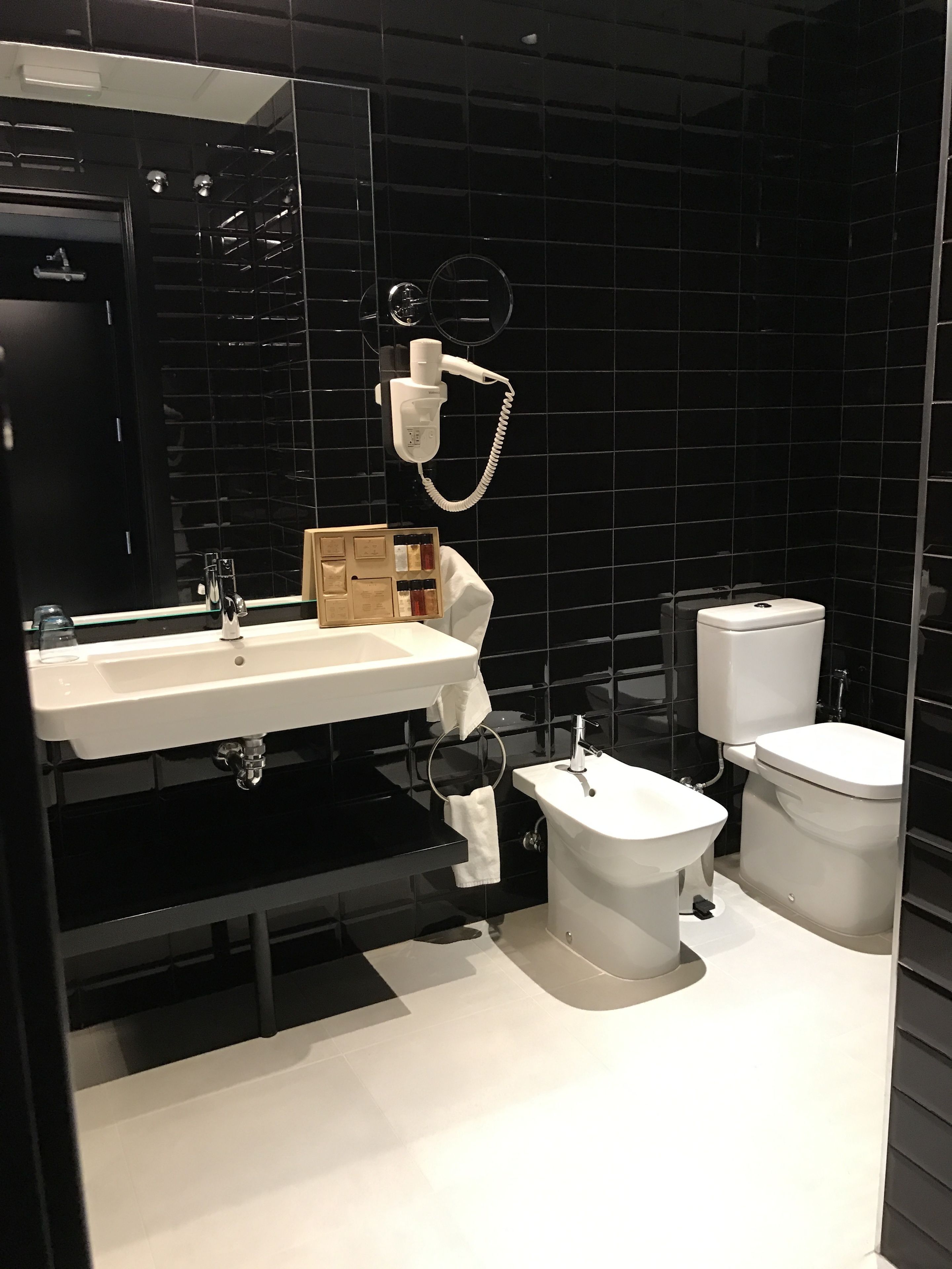 single room | bathroom sink