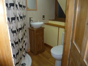Amenidades de baño gratuitas y toallas