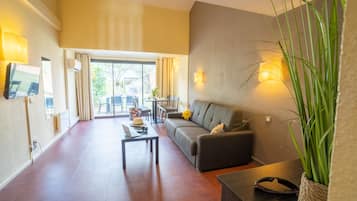 Appartement T2 | Área de estar | TV de tela plana