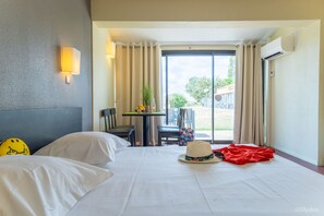 Bureau, accĂšs au Wi-Fi (inclus)