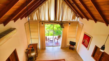 24-inch LED TV with cable channels, TV