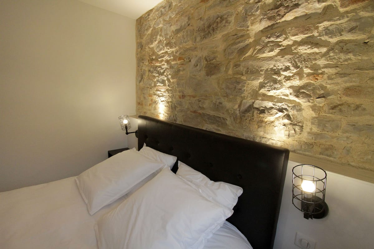 Superior-Penthouse, 2 Schlafzimmer, Terrasse, zum Garten hin | Zimmersafe, schallisolierte Zimmer, kostenlose Babybetten, Zustellbetten