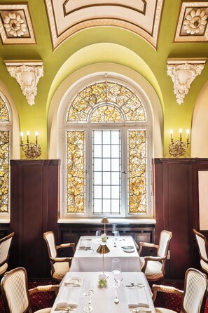 2 Restaurants; Frühstück, Mittagessen und Abendessen werden serviert