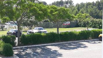 Aparcamiento sin asistencia gratuito