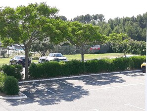 Free self-parking