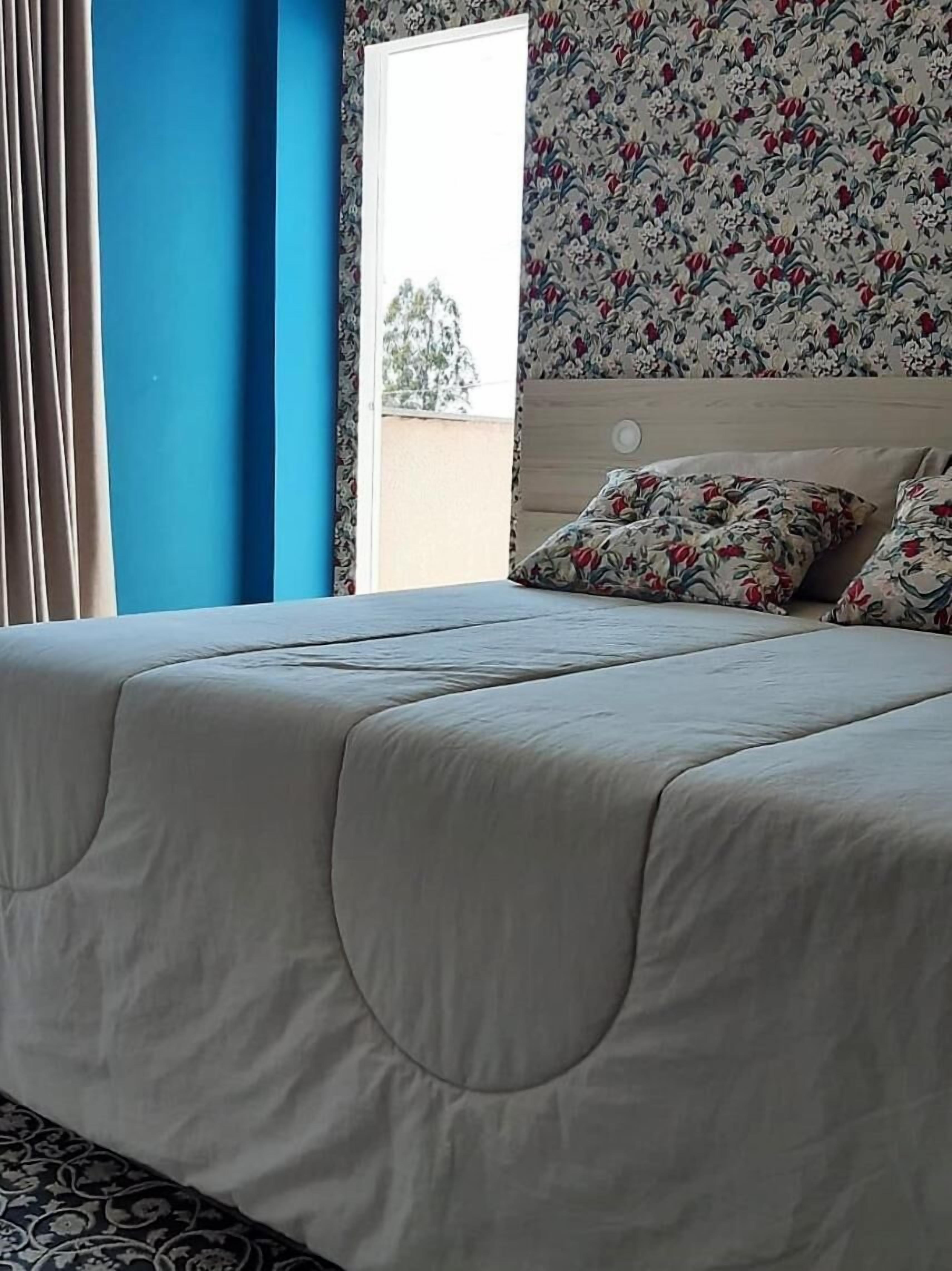 1 bedroom, premium bedding, minibar, blackout curtains