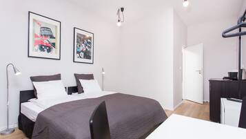 Standard Triple Room (2nd floor, 6) | Desk, iron/ironing board, free WiFi