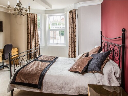 Red Kite House Hotel