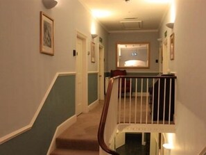 Interior - Red Kite House Hotel (Reading)